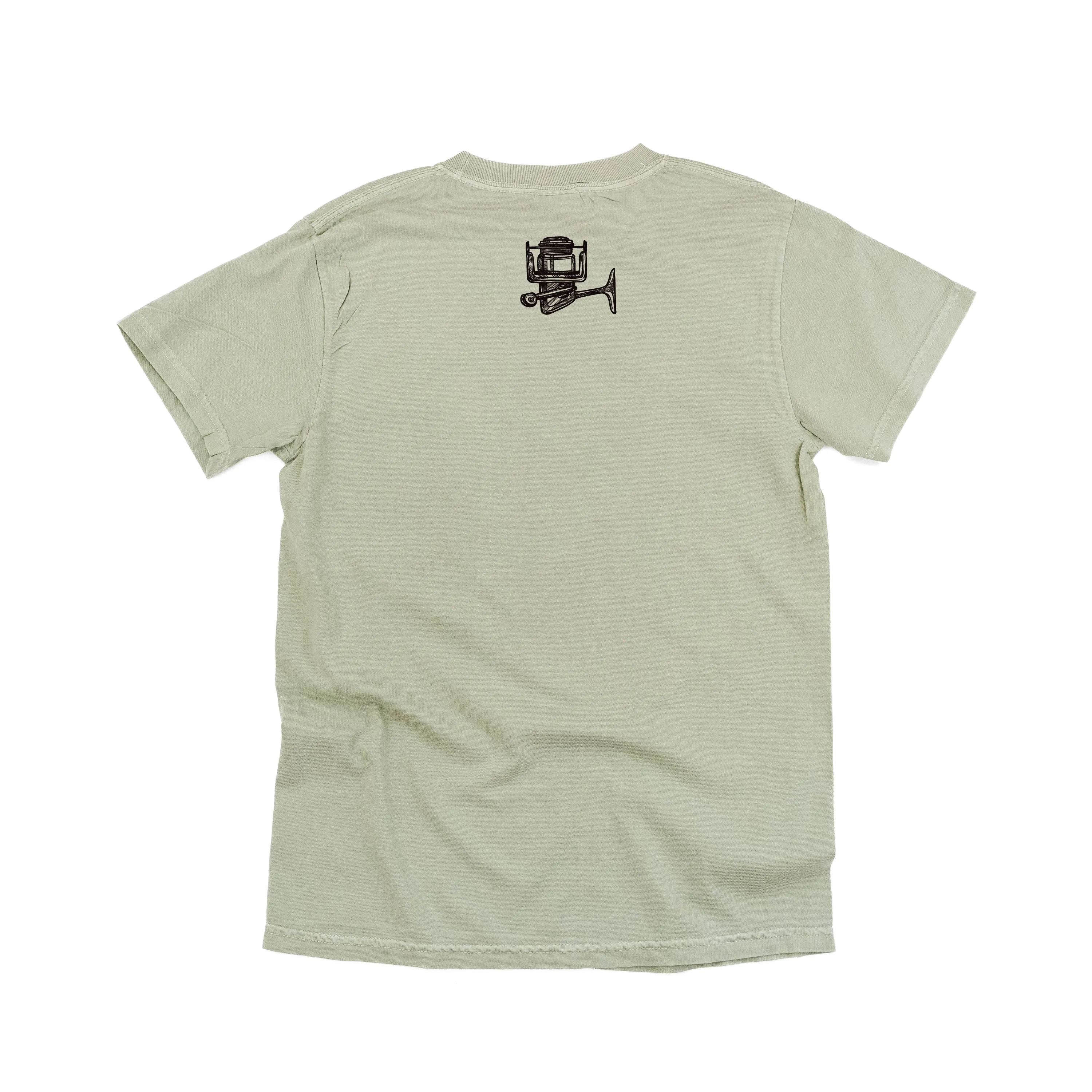 Keepin' It Reel Pocket Design on Front w/ Fishing Reel on Back - SHORT SLEEVE COMFORT COLORS TEE