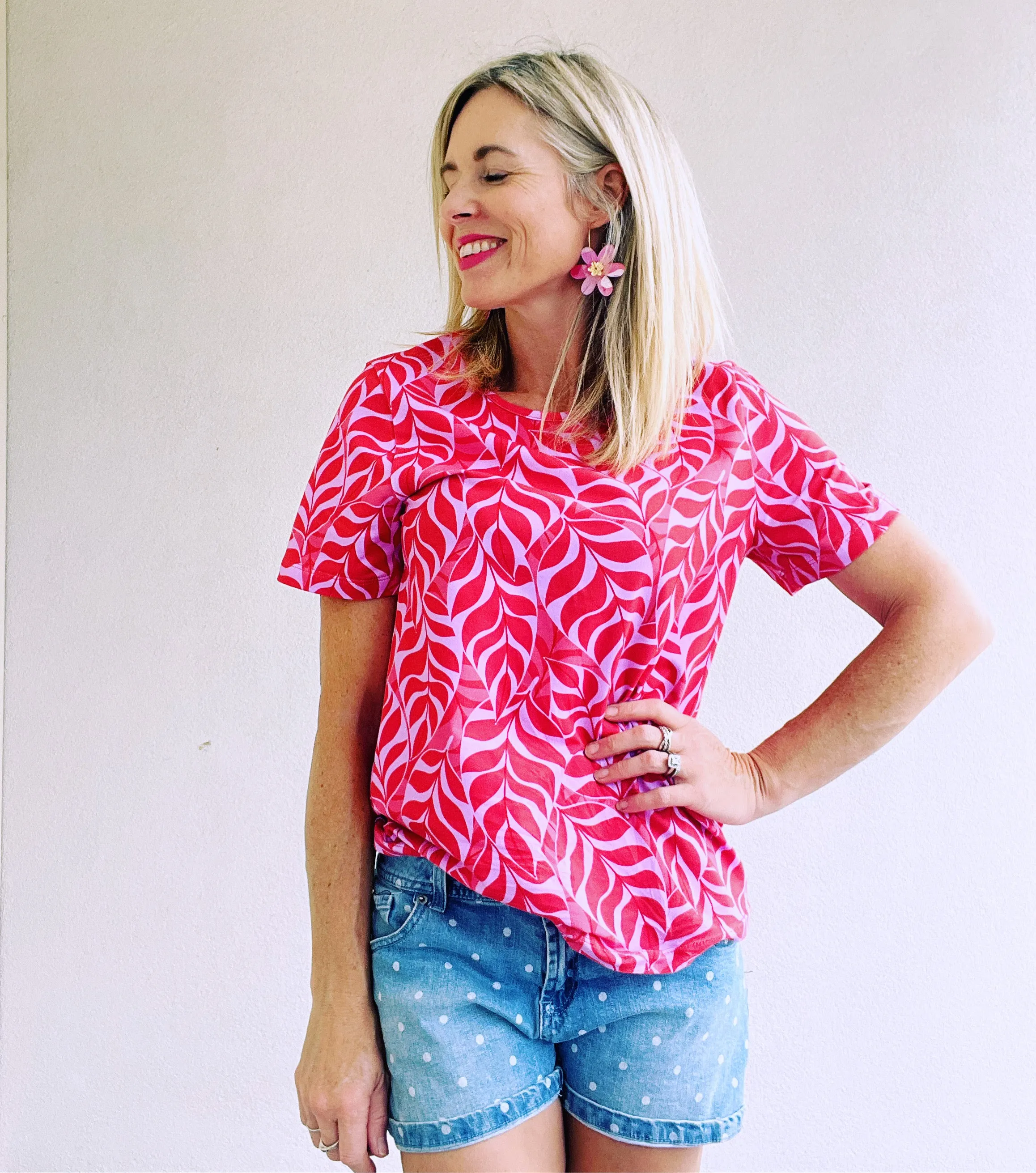 Unbe-leaf-able Everyday Tee Pinks